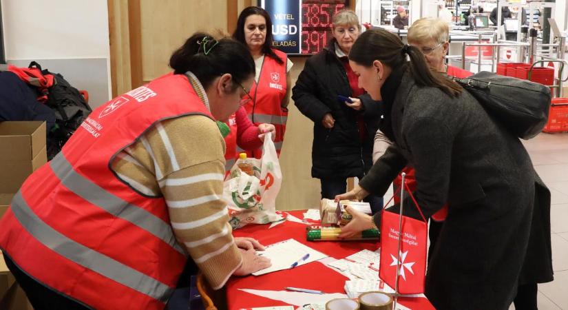 "Az adomány mögött ott a személyes törődés ereje" – a debreceni áruházakban most örömmel adhatunk