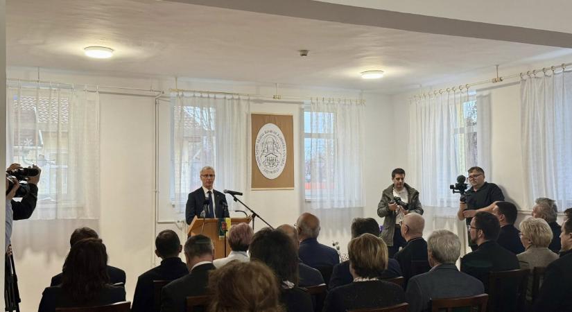 Soltész Miklós ma “örömhíre”: az egyházak már 270 ezer gyermeket “nevelnek” Magyarországon