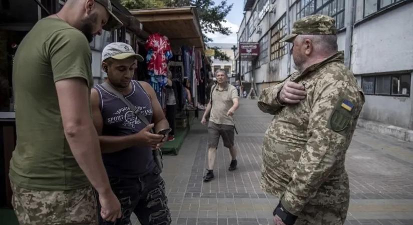 Zelenszkij emberrablói lesben állnak Zaporizzsjában – videó