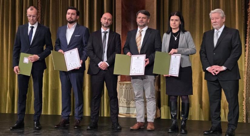 Megcsinálták! Nívódíjat kapott a szekszárdi Tudásközpont