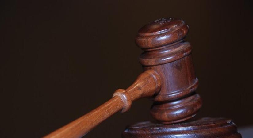 Kalapács alá kerül egy romániai gyár