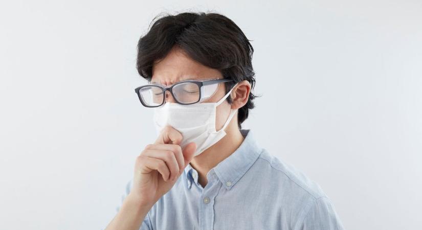 Ezért kell a Fejér vármegyei kórházban újra maszkot viselni