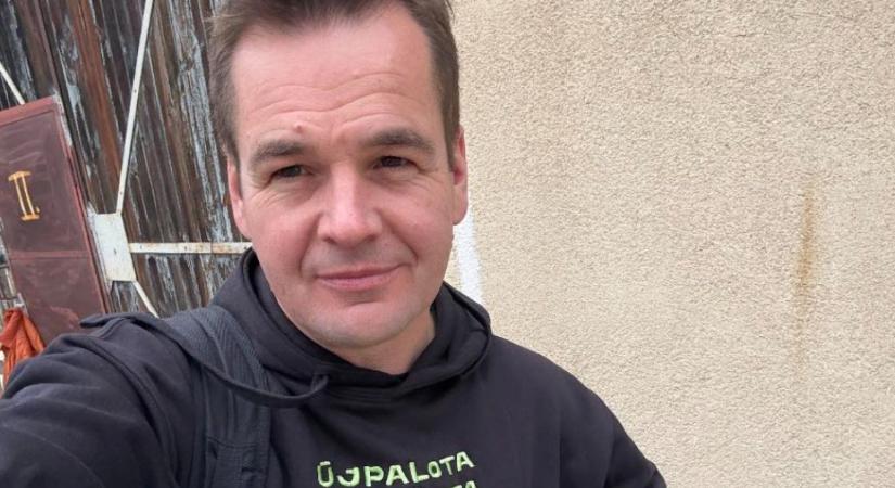 A kormányzati podcast házigazdájából is Fidesz-jelölt lesz