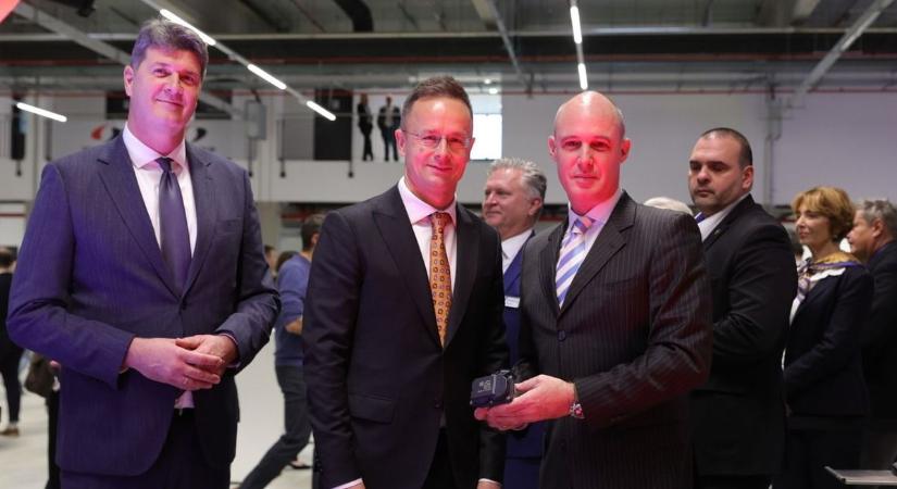 Szijjártó Péter: háromszáz új munkahelyet teremt a Rheinmetall új beruházása Szegeden