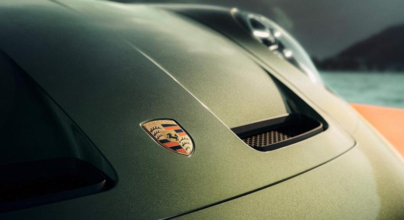 Saját alkotóját ünnepli ez az egyedi 911-es