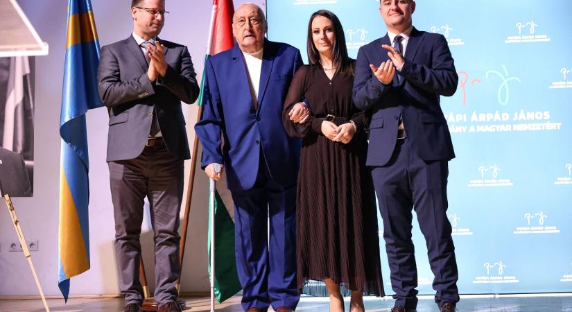 Gulyás Gergely szerint Potápi Árpád János lelki korlátok nélkül gondolkodott egységes magyar nemzetben