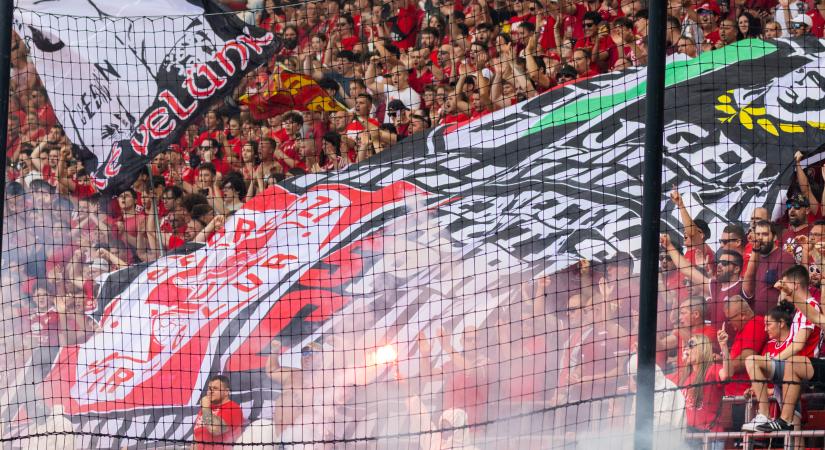 Közleményben reagált a DVSC a szurkolóikat ért vádakra