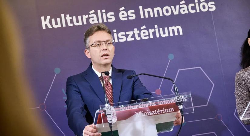 Jó hírt jelentett be az oktatási miniszter a szakképzésben részt vevők számára