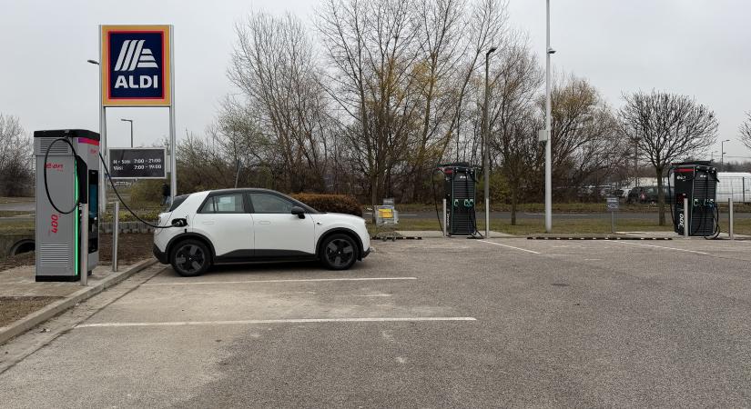 Ide kerülnek új 400 kW-os töltők karácsonyra