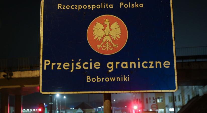 Alagutat ásva jutott át 180 afgán és pakisztáni migráns a lengyel határon
