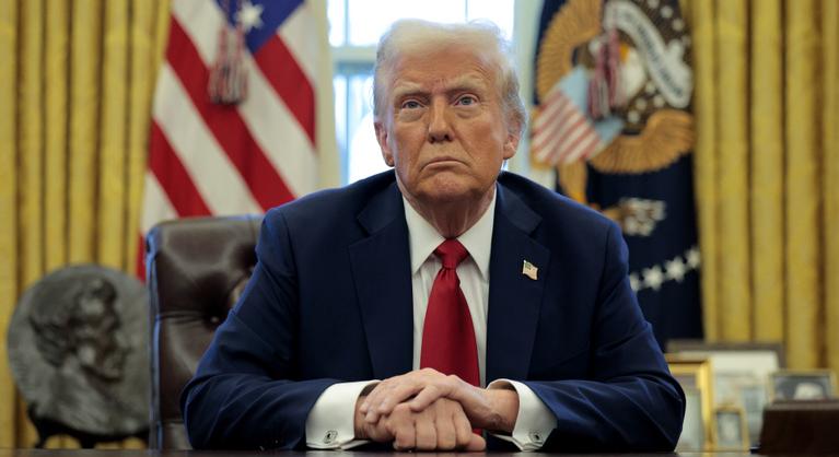 Donald Trump tovább növeli a nyomást, akár új háború is kirobbanhat