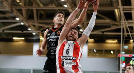 A második félidőben fordított és bravúros győzelmet aratott a Honvéd otthonában az NKA Pécs