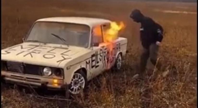 Fel akarta gyújtani a Ladát, de büntetett a karma!