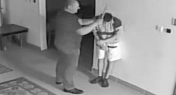 Szőlő utca: újabb felvétel bizonyítja a brutális bánásmódot