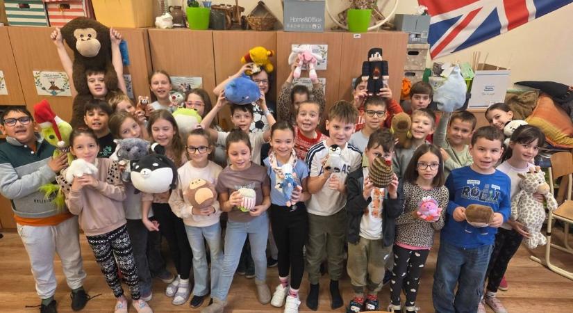 Különleges kihívással hangolódnak az ünnepekre az egyik szolnoki iskola diákjai – videóval