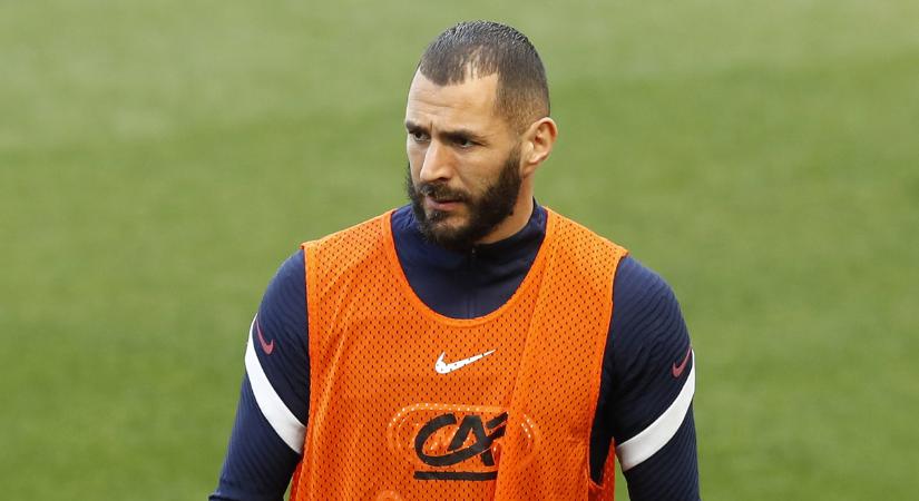 Bombahír csapott le a nemzetközi futballéletre