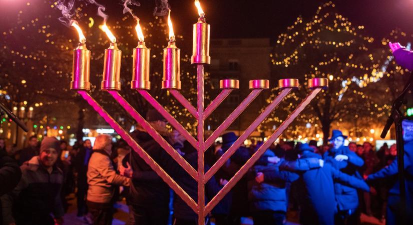 Különleges eseménnyel veszi kezdetét a hanukai ünnepi program a Nyugati téren