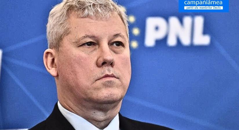 Declic-petíció: A belügyminiszter azonnali menesztését követelik