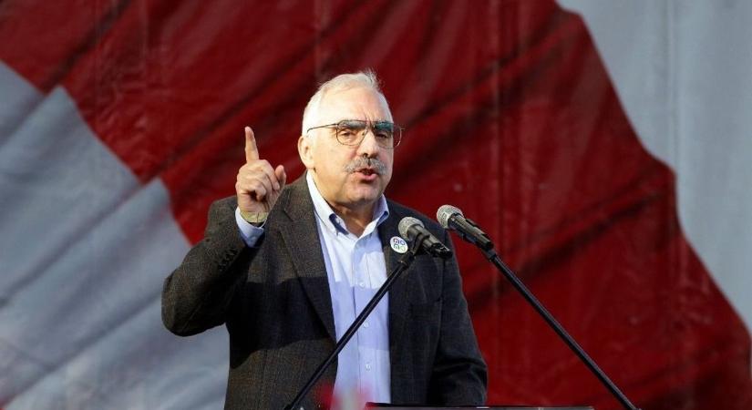 „Gonoszság az édesanyák, a családok segítése”, tényleg? – Szintet lépett a Tisza-szimpatizáns közgazdász