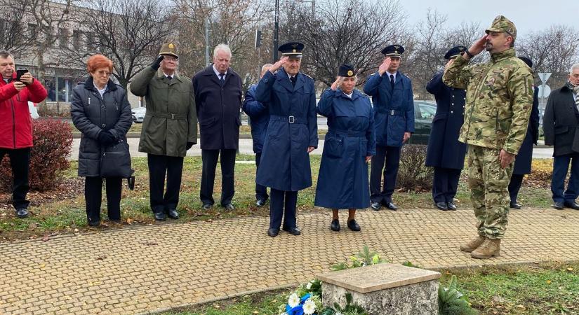 „A becsület és bajtársiasság tart minket életben” – 55 éves lett a legendás klub – fotók
