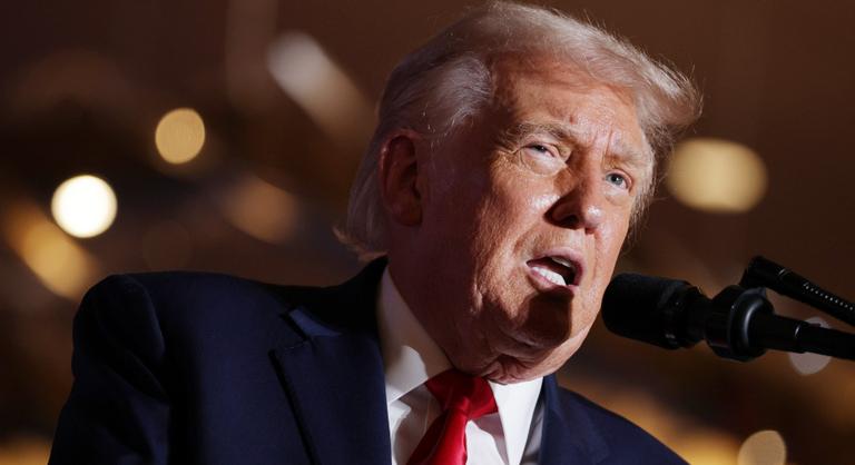 Donald Trump egy 80 éves szövetségi rendszert rúgott fel