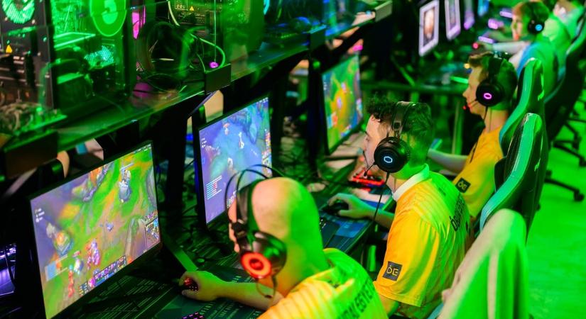 „Magasabb a belépési küszöb” – nem állnak jól a magyarok az e-sportban, de lenne megoldás a helyzetre