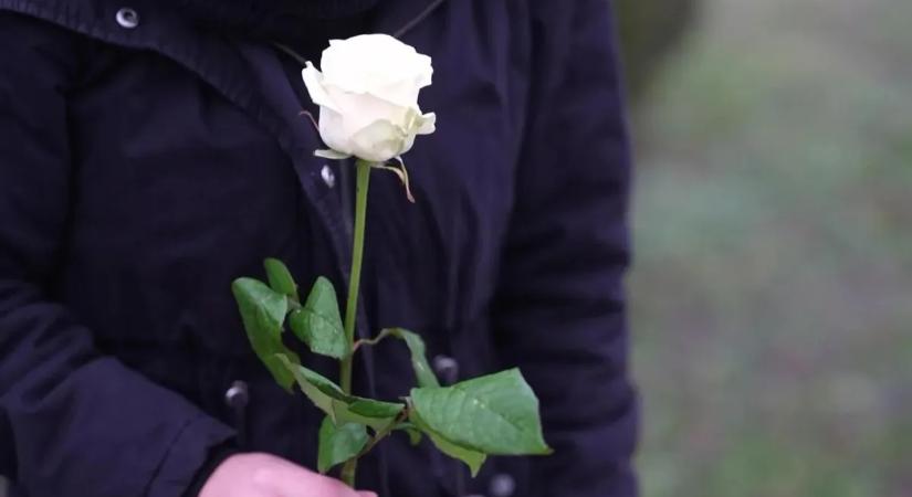 Végső nyugalomra helyezték a Morrison's 2-ben halálra vert fiatalt