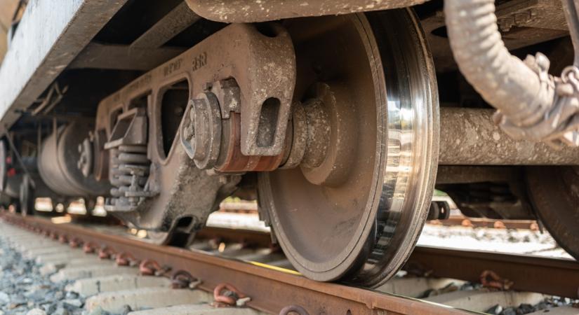 Gázolt a vonat Sződligetnél