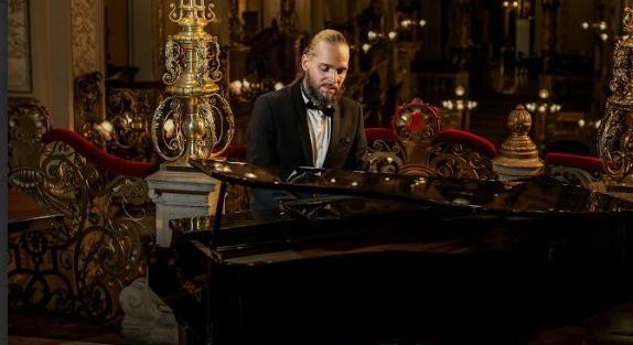 Érdekes újdonság érkezett - Sztorik a bárból