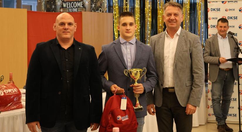 Van mire büszkének lenni, a DKSE legjobbjait köszöntötték – videó, galéria