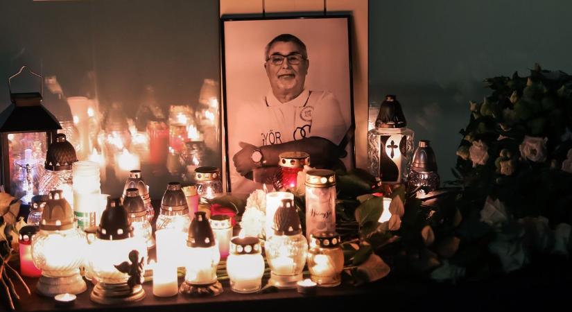 A tisztelet lángjai égtek, Róth Kálmánra emlékeztek egykori klubjánál