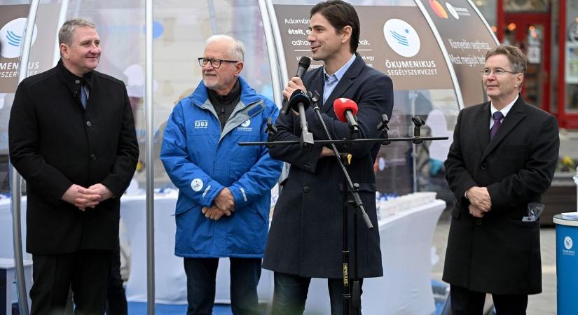 Madaras Norbert is támogatja az Ökumenikus Segélyszervezet gyűjtését Egerben