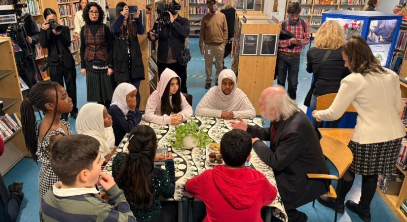 Stockholmi iskolába látogatott el Krasznahorkai László