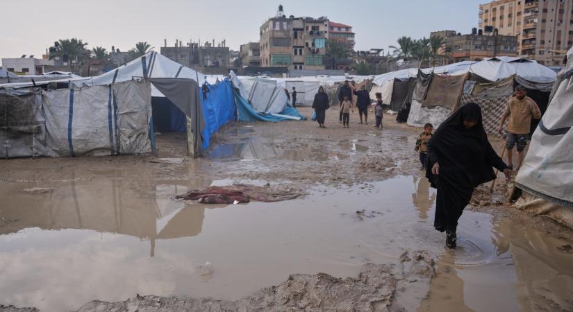Halálos vihar a Közel-Keleten: csecsemők fagytak meg, épületek omlottak össze