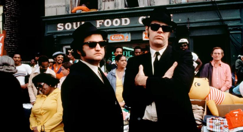 "Időről-időre meglátogat" – John Belushi visszatért a halálból: a síron túlról is látogatja testvérét