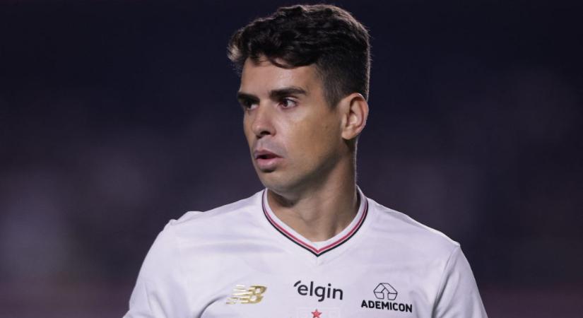 Nem bírja a szíve, visszavonul a brazilok középpályása