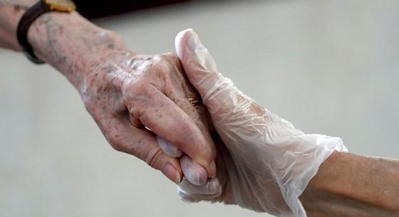 A nyugdíjasok 85 százalékának nehézséget okozna a megélhetés, ha megbetegedne