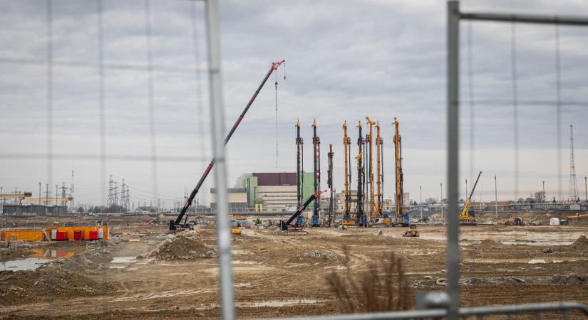 Egy új kor hajnala: Szijjártó Péter bebizonyította, hogy a magyar nyelv a legdurvább torzításokat is képes kifejezni