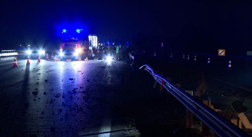 Halálos baleset az M3-ason: így történt a tragédia  fotók