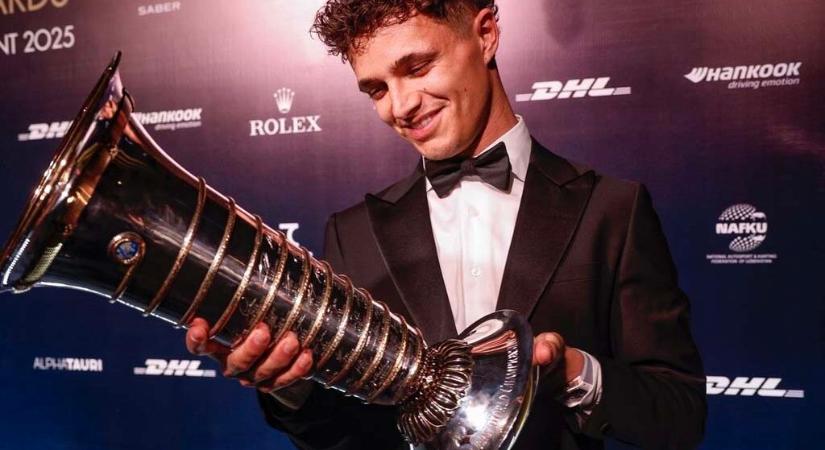 Norris káromkodott a díjátadón, az FIA-elnök tréfásan „megbírságolta”