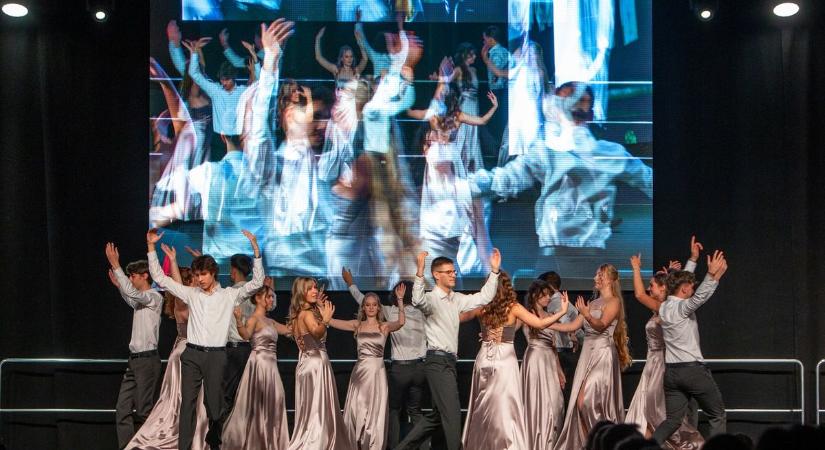 Audi Hungaria Deutsche Schule Győr – Szalagavató