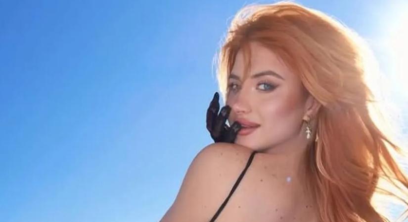 Rácsapott a fiatal modell fenekére a metrón, majd jött a világbotrány