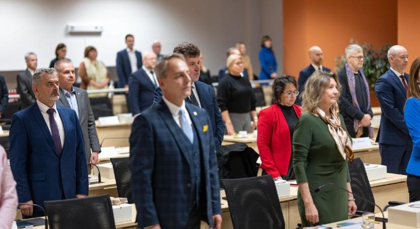 Megtartotta idei utolsó ülését a Pozsony megyei önkormányzat