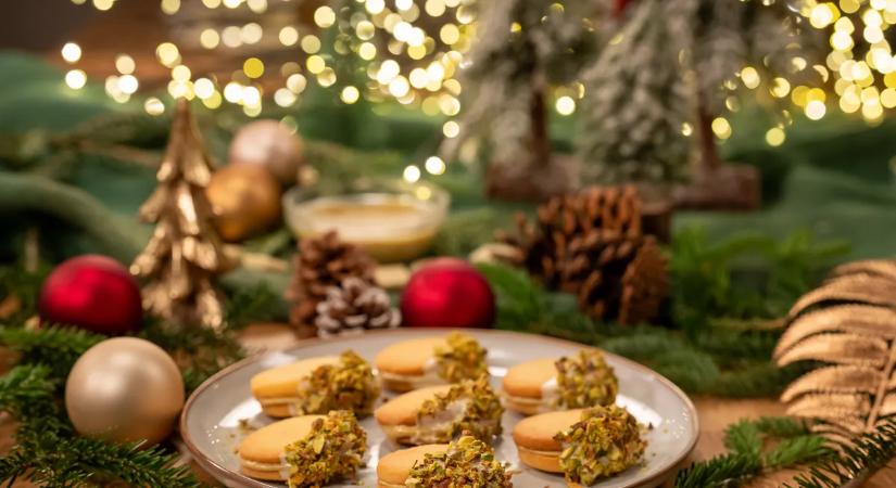 Pisztáciás linzer: air fryerben sütjük a kedvenc karácsonyi aprósüteményünket