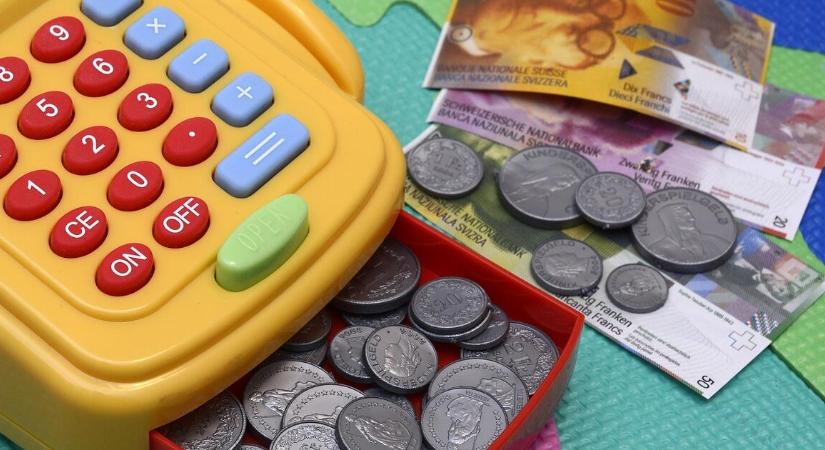 Gyanús nyugtamegszakításokat talált a NAV