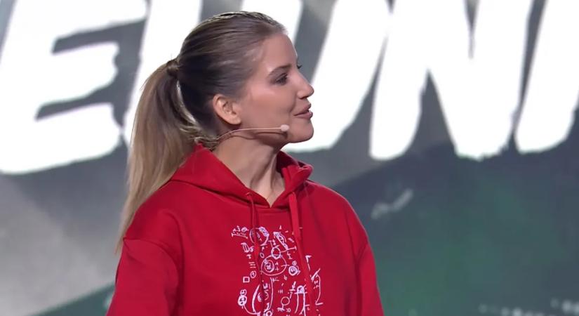 Így hangolódik Szabó Zsófi a Háborúellenes Gyűlésre!