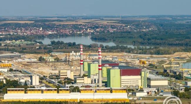 Idő előtt megkezdődött a paksi első betonöntéshez szükséges vasbeton-szerkezet építése