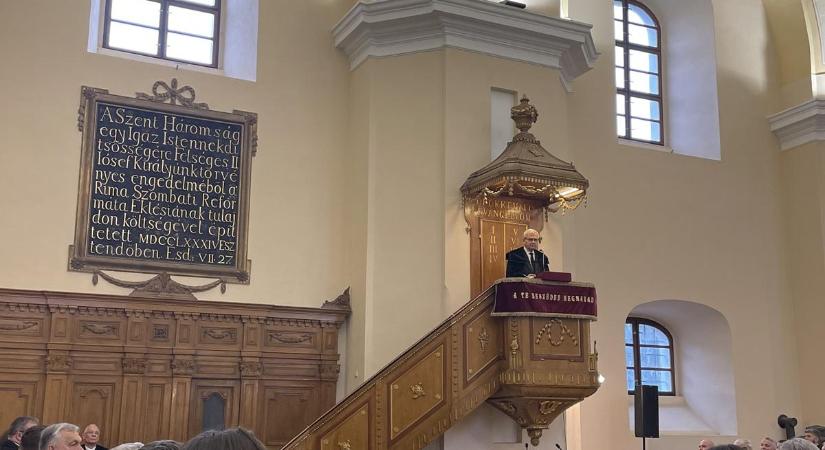 Utolsó útjára kísérték Erdélyi Géza emeritus református püspököt