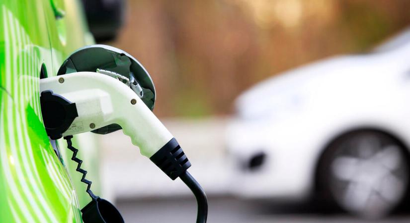 Óriási fordulat közeleg az elektromos autózásban