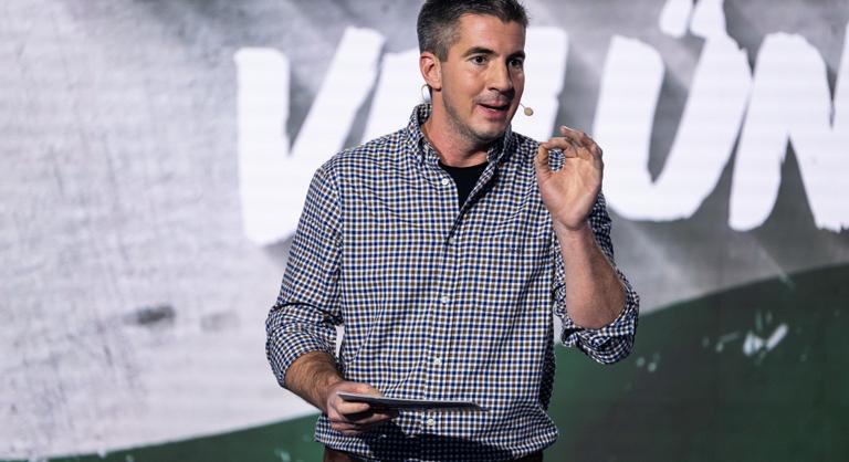 Kocsis Máté: A választás tétje a háborúba való belesodródás és annak finanszírozása